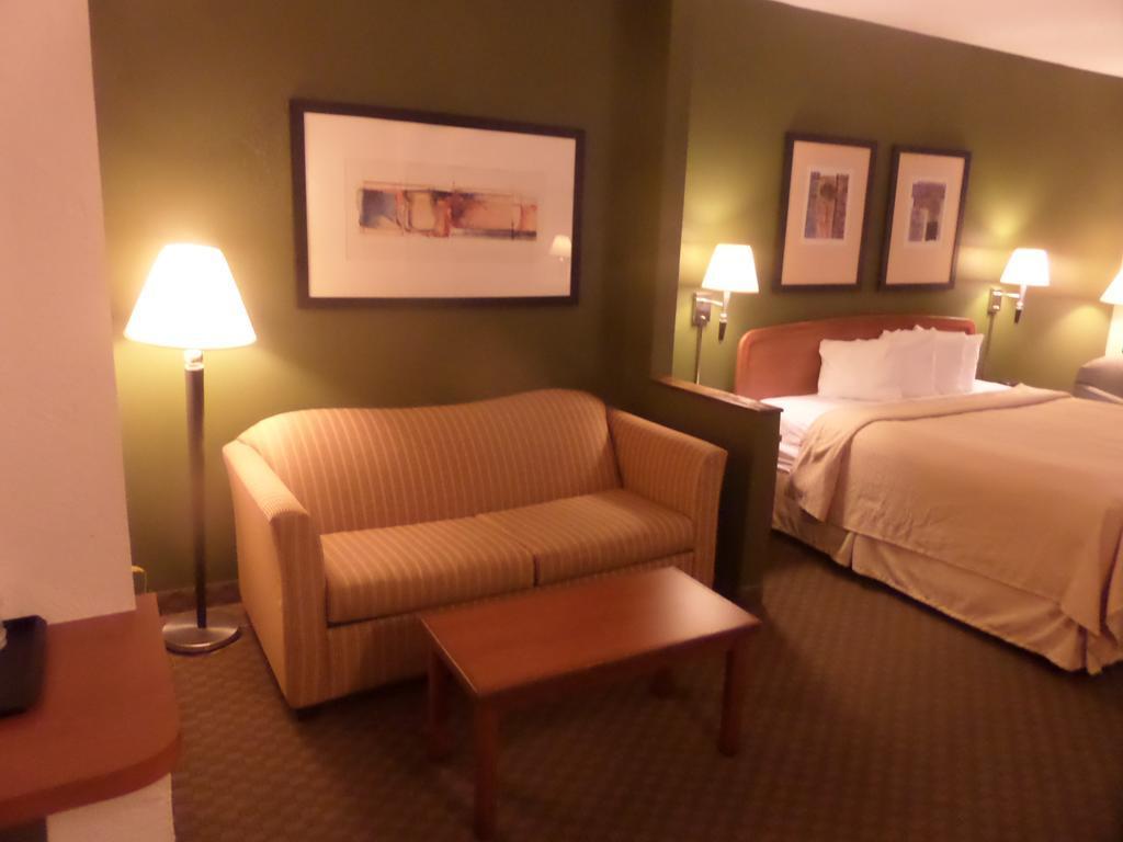 Quality & Charles South Hotel 3*