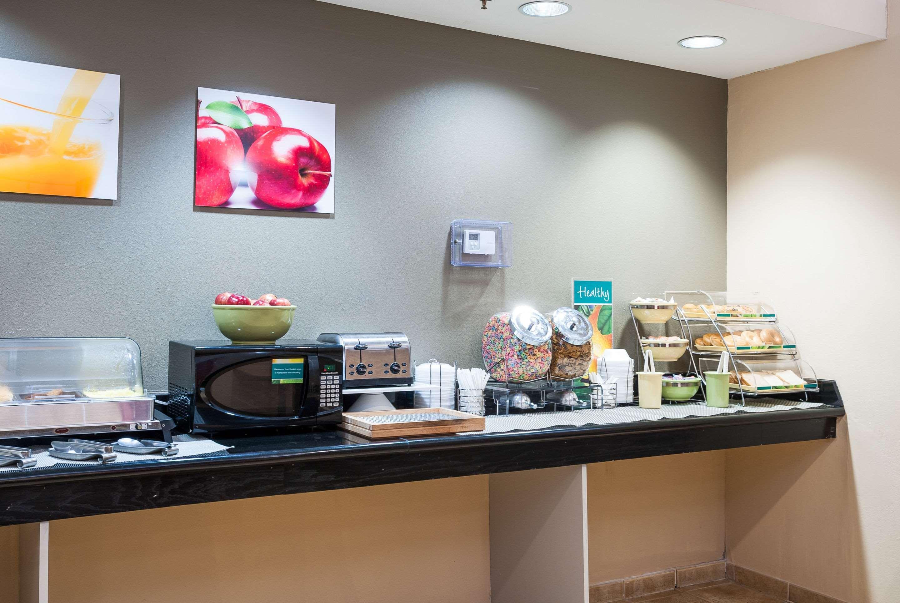Hotel Quality & South Lake Charles